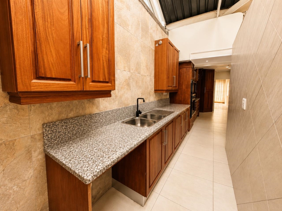 5 Bedroom Property for Sale in Sasolburg Ext 4 Free State